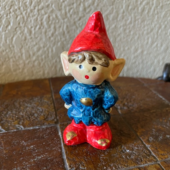 Other - Vintage hand painted gnome